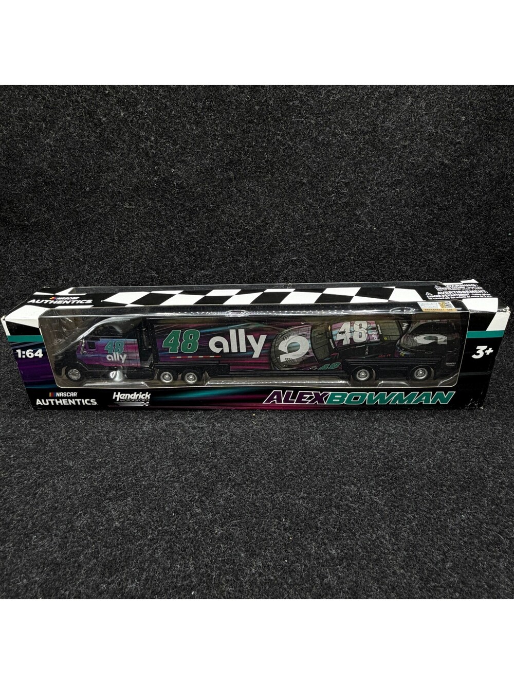 Alex Bowman #48 Veteran Ally Hauler 1:64 NASCAR Authentics Hendrick Motorsports